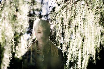  Einar Stray 