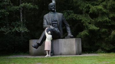 snímek z výstavy "nevzpomínám si...?" snímek z výstavy "nevzpomínám si...?"