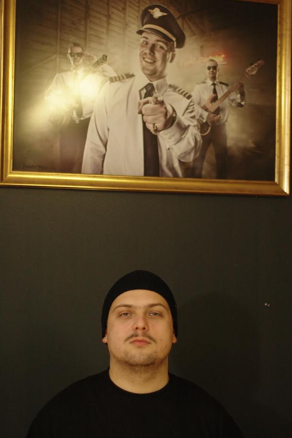 James Cole aka Kapitán Láska - Phat ze Supercrooo / Halucinací ze třetího patra